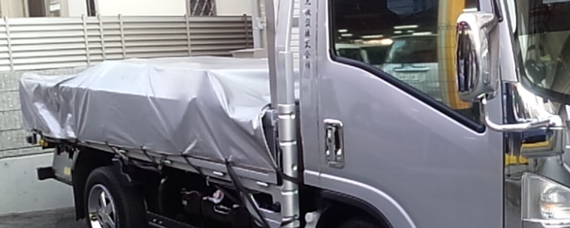 トラックシートシルバー色